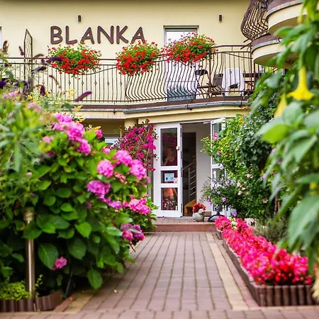 Üdülőközpont Blanka Rowy